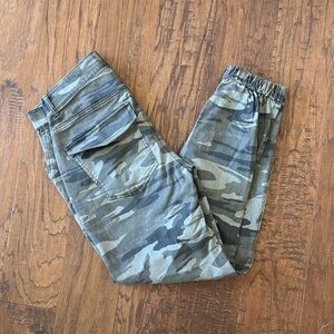 NWT Express Straight High Rise Camo Pants